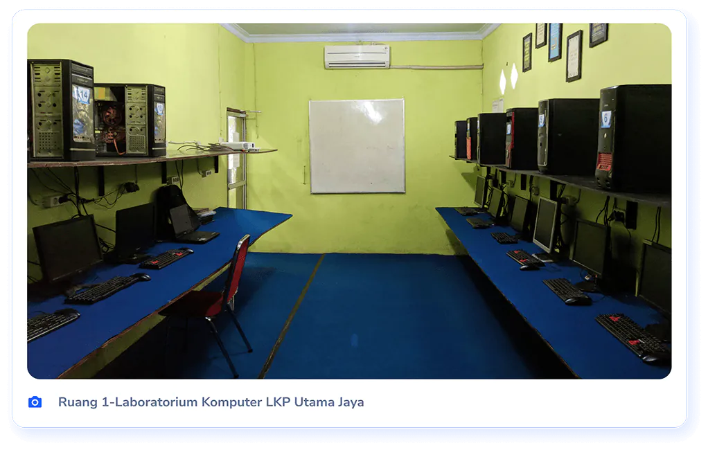 Ruang 1 - Laboratorium Komputer LKP Utama Jaya